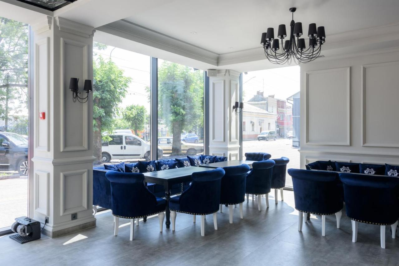 Grand Royal Hotel Chernivtsi Exterior photo