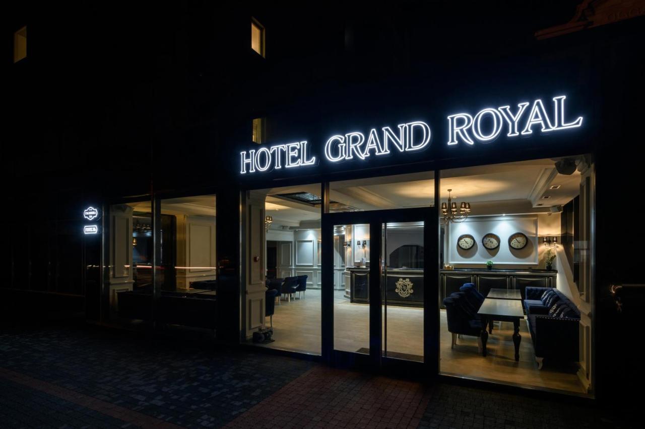 Grand Royal Hotel Chernivtsi Exterior photo